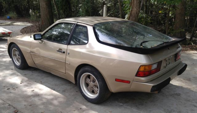 1984 Porsche 944 - photo 3