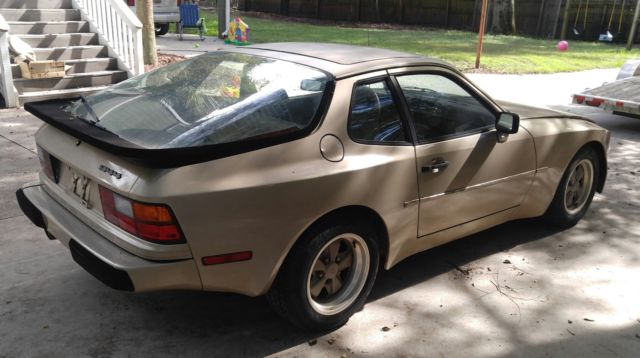 1984 Porsche 944 - photo 5