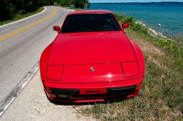 1984 Porsche 944 - photo 7