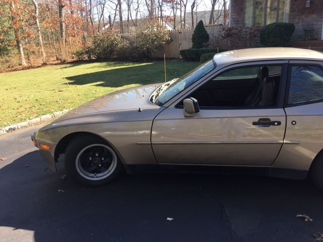 1984 Porsche 944 - photo 2