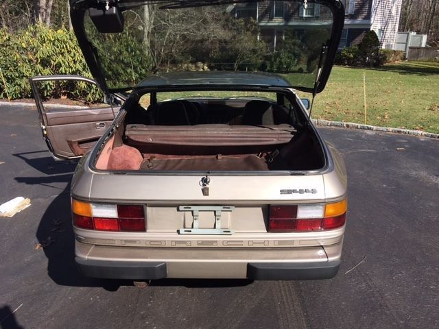 1984 Porsche 944 - photo 4