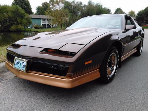 1984 Rare color low miles Totally Original TA rims Classic collector 1984 Pontiac Trans Am 2 DOOR