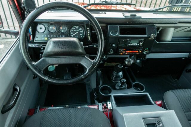 1984 Land Rover Defender 110 - photo 11