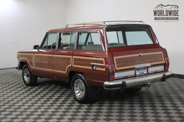 1984 Jeep Wagoneer CLEAN! A/C. V8. NEW INTERIOR. MUST SEE - photo 11