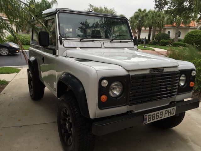 1984 Restored Land Rover Defender 90 1984 Land Rover Defender 2 Door