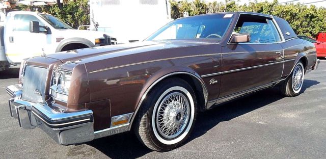 1984 Buick Riviera - photo 2