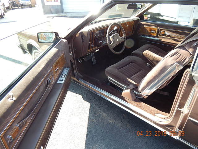 1984 Buick Riviera - photo 6