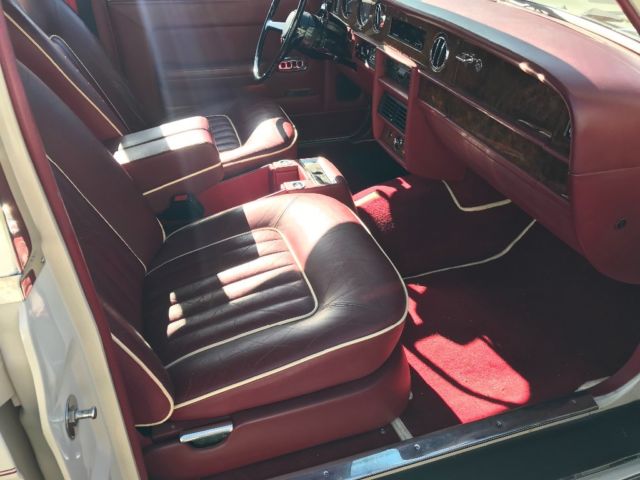 1984 Rolls-Royce Silver Spirit/Spur/Dawn - photo 4