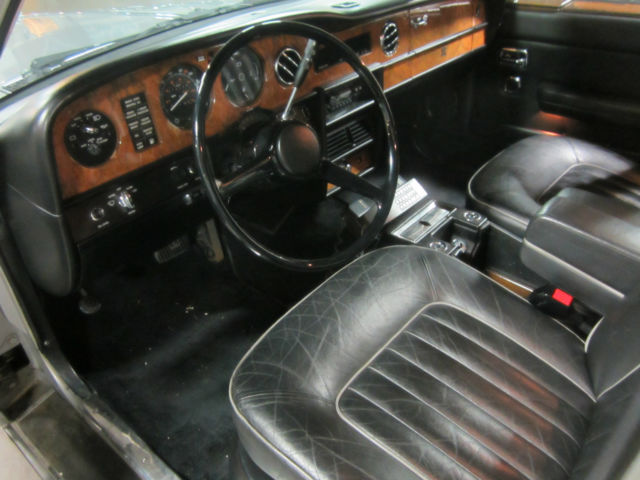 1984 Rolls-Royce Silver Spirit/Spur/Dawn Std Trim - photo 11