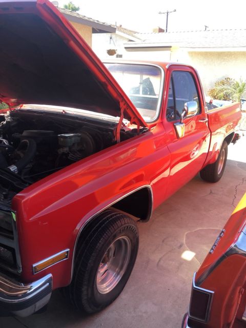 1984 Silverado 10 square body pick up RED SHORT BED less than 30k miles 1984 Chevrolet C-10