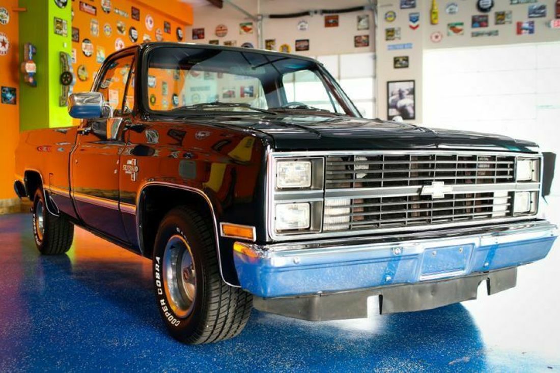 1984 Chevrolet C-10 Silverado - photo 2