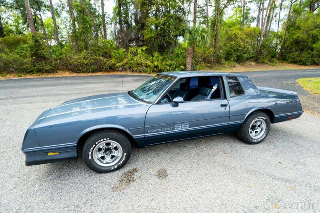 1984 Chevrolet Monte Carlo SS 2dr Coupe - photo 4