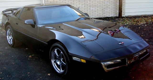1984 Chevrolet Corvette Coupe - photo 2