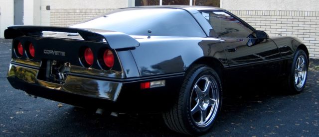 1984 Chevrolet Corvette Coupe - photo 4