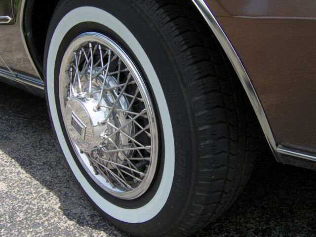 1984 Oldsmobile Toronado Brougham - photo 13