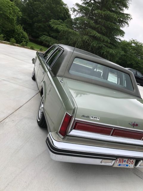 1984 Lincoln Town Car - photo 6