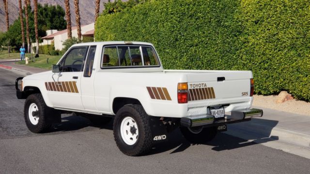 1984 Toyota Extra cab Pickup 4x4 Free shipping with BUY IT NOW! - photo 5