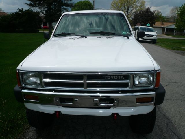 1984 Toyota 4X4 PICKUP STANDARD CAB - photo 2
