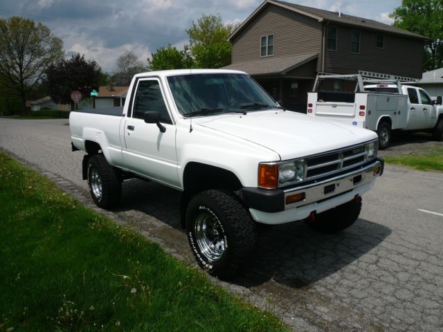 1984 Toyota 4X4 PICKUP STANDARD CAB - photo 8