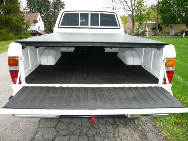 1984 Toyota 4X4 PICKUP STANDARD CAB - photo 9