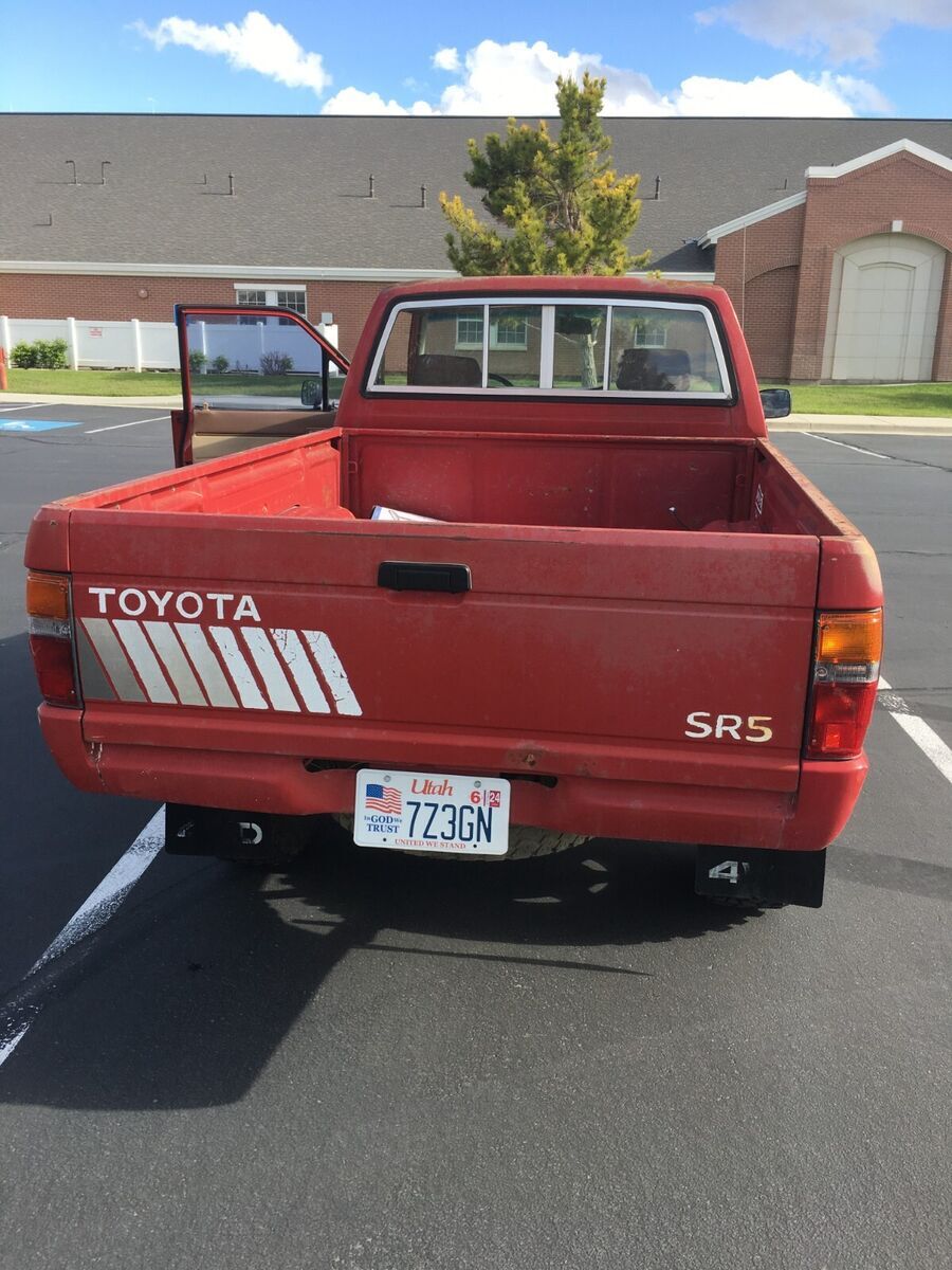 1984 Toyota SR5 Pickup - photo 10
