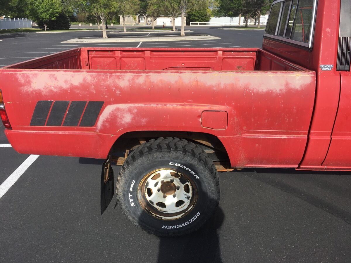 1984 Toyota SR5 Pickup - photo 12