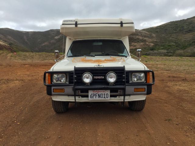 1984 Toyota Other Pickup SR5 Bandit Mini Camper RV 17ft - photo 3