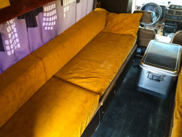 1984 Toyota Other Pickup SR5 Bandit Mini Camper RV 17ft - photo 9