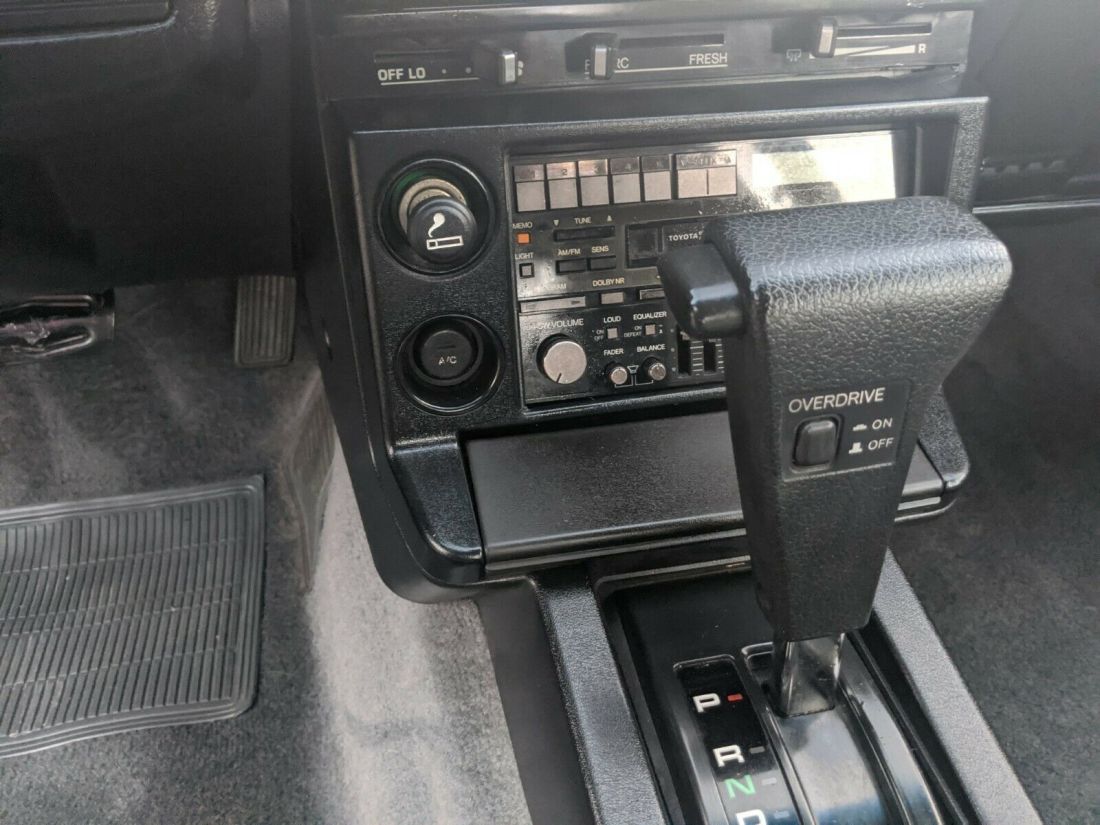 1984 Toyota Celica GT - photo 12