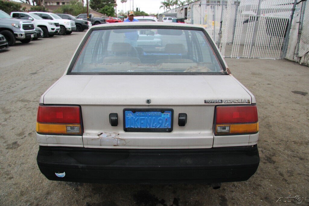 1984 Toyota Corolla - photo 5