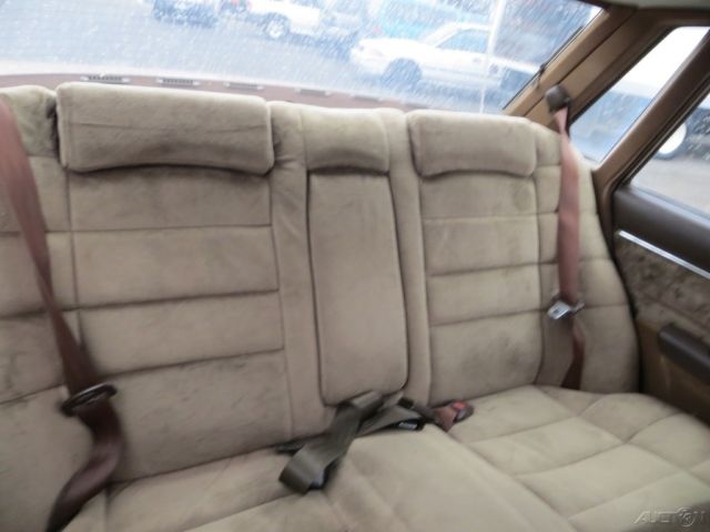 1984 Toyota Cressida Luxury Sedan 4-Door - photo 12