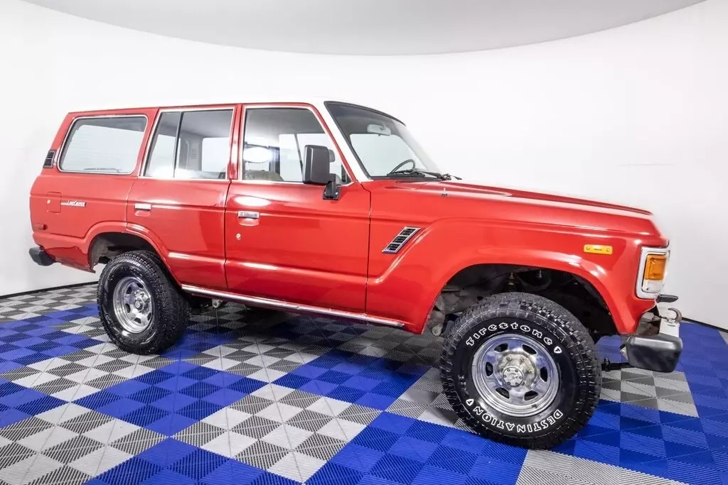 1984 Toyota Land Cruiser 4D Sport Utility 4.2L I6 4 Speed 207135 Miles 1984 Toyota Land Cruiser