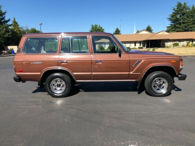 1984 Toyota Land Cruiser 4X4 - photo 6