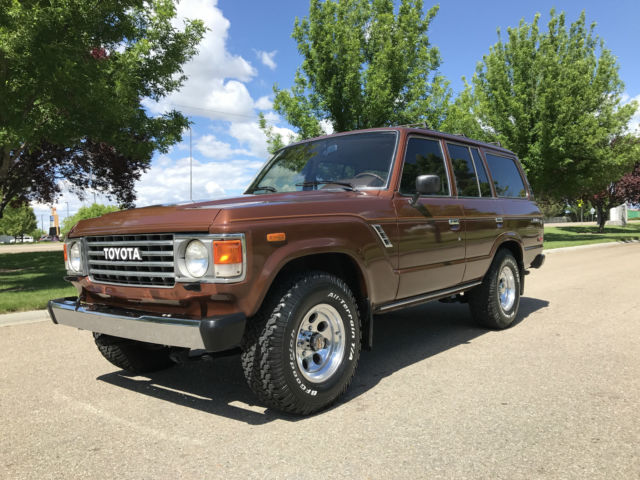 1984 Toyota Land Cruiser Sport Utilty - photo 2