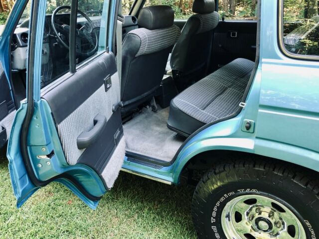 1984 Toyota Land Cruiser FJ60 - photo 12