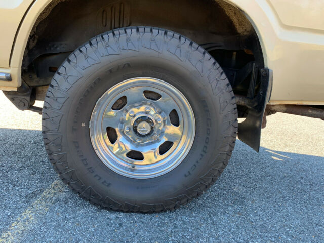 1984 Toyota Land Cruiser FJ60 - photo 12