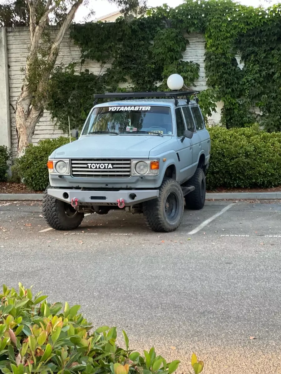 1984 Toyota Land Cruiser Grey FJ60 1984 Toyota Land Cruiser FJ60