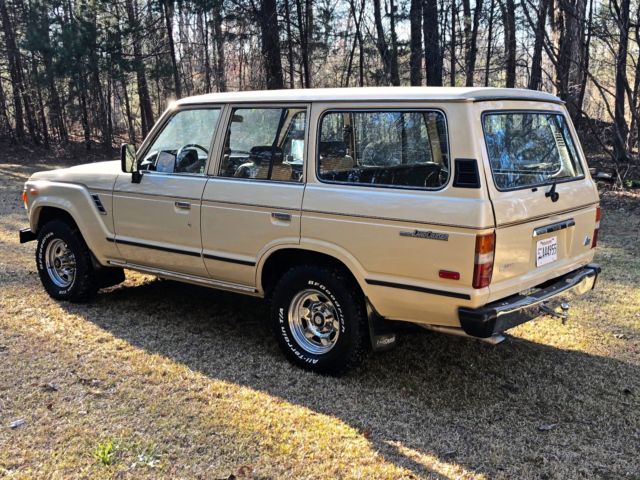 1984 Toyota Land Cruiser FJ60 - photo 2
