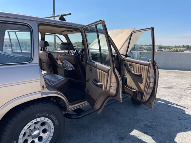 1984 Toyota Land Cruiser FJ60 - photo 6