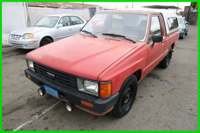 1984 Toyota Pickup 4-Speed Manual 4 Cylinder NO RESERVE 1984 Toyota Pickup