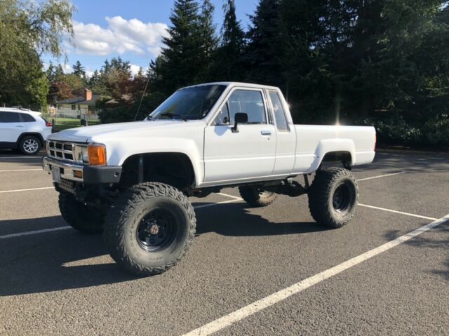 1984 Toyota Pickup 4x4 SR5 Extended Cab 1984 Toyota Pickup Sr5