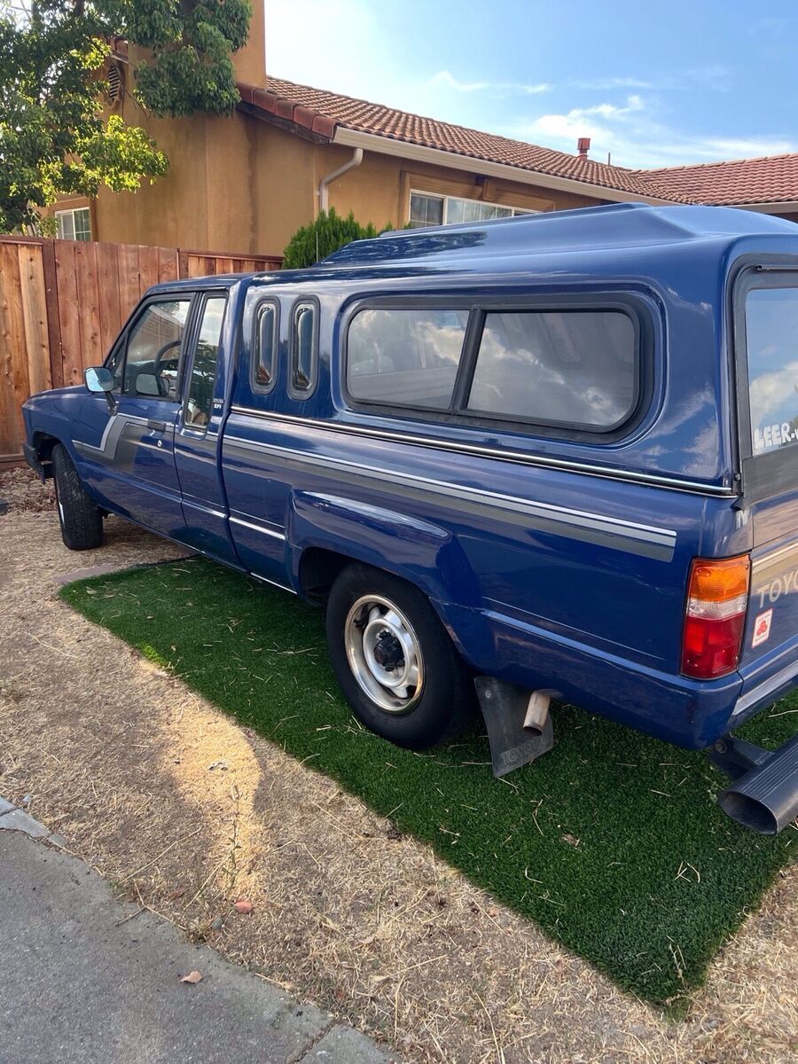 1984 Toyota Pickup XTRACAB RN56 SR5 - photo 3
