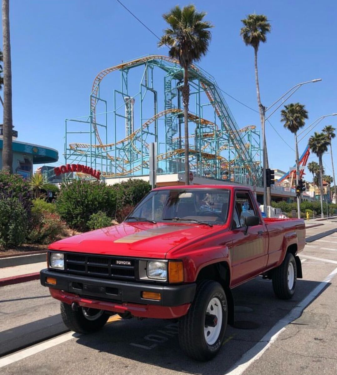 1984 Toyota Pickup - photo 2