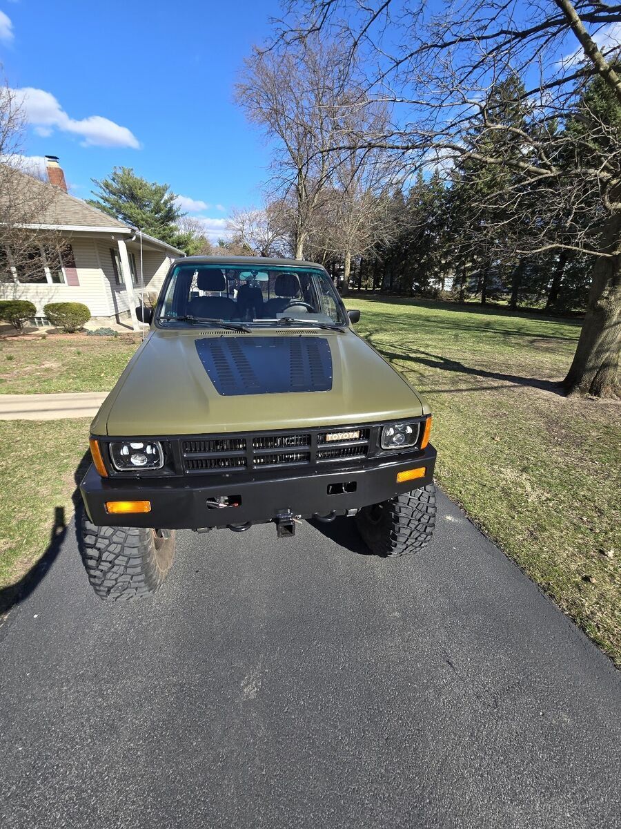 1984 Toyota Pickup XTRACAB RN66 DLX - photo 6