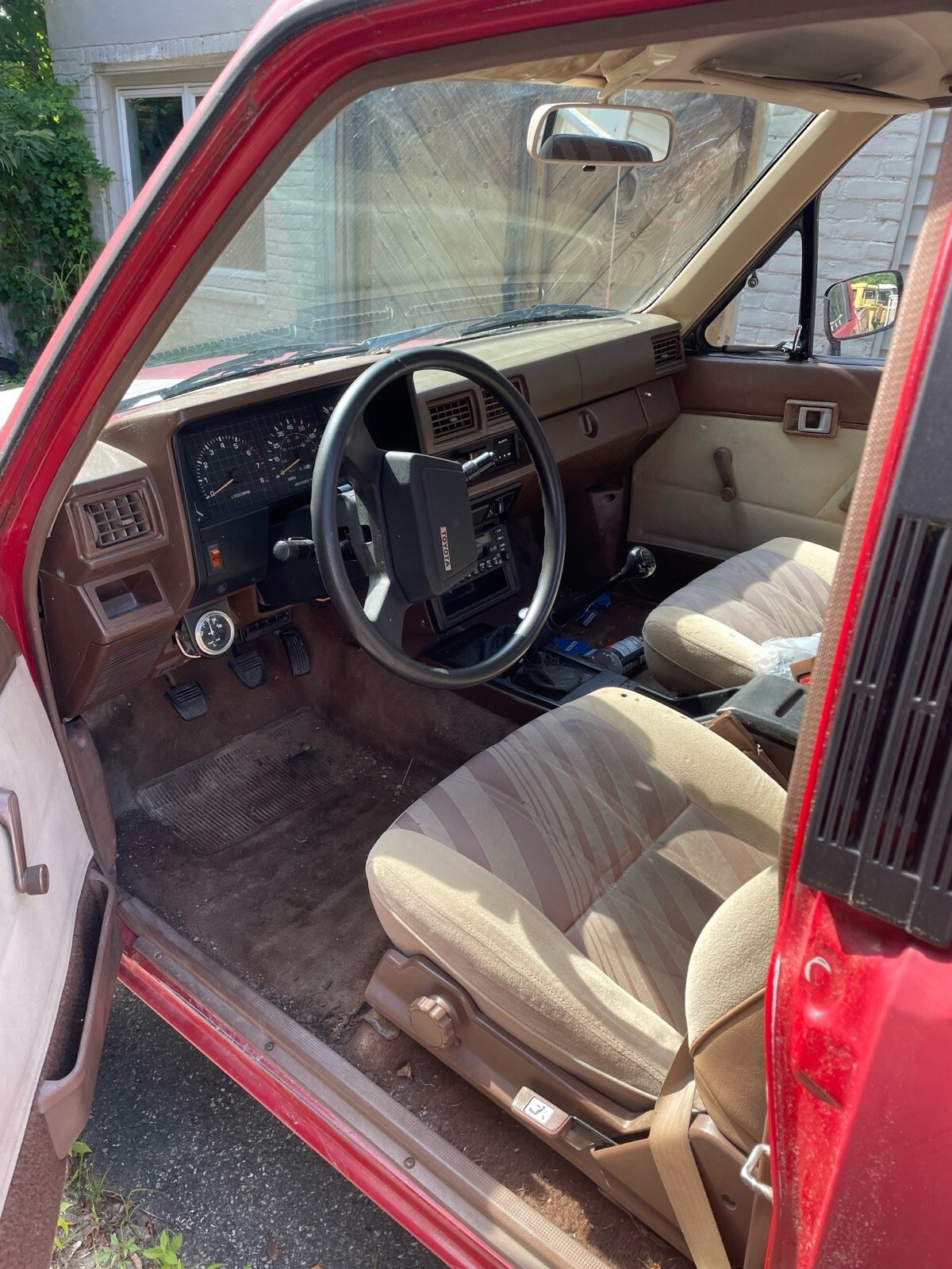 1984 Toyota Pickup RN65 SR5 - photo 11