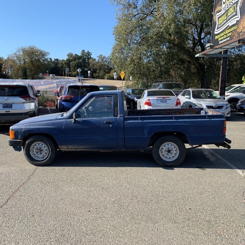 1984 Toyota Pickup - photo 5
