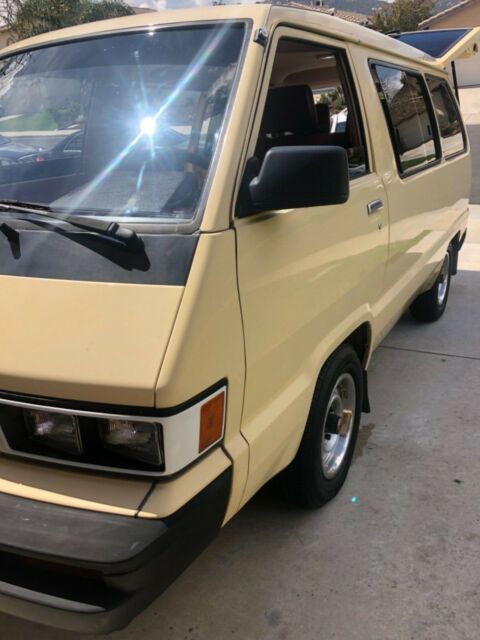 1984 Toyota Van - photo 4