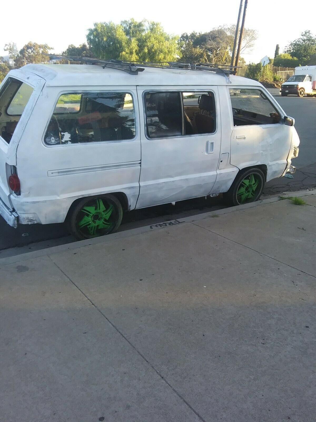 1984 Toyota Van Wagon - photo 2