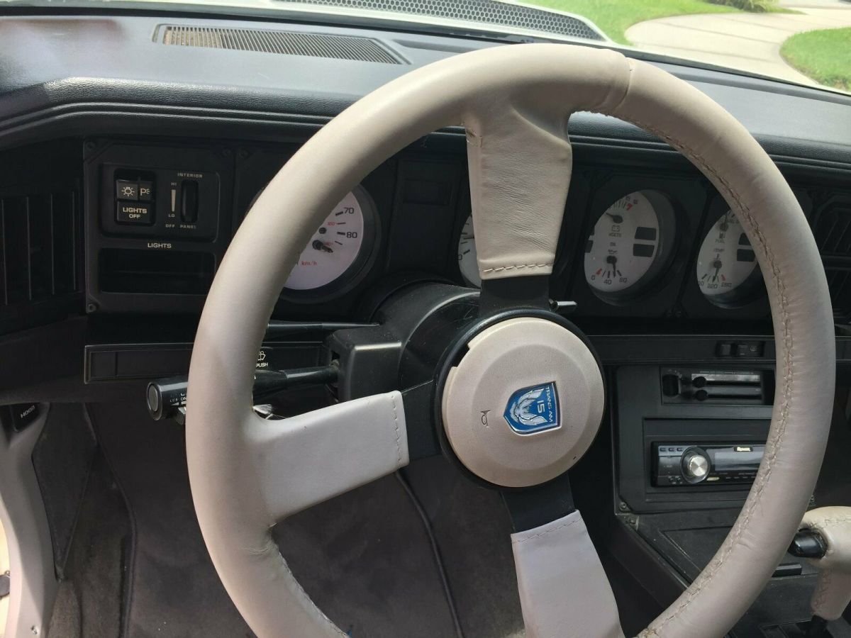 1984 Pontiac Firebird trans am - photo 5