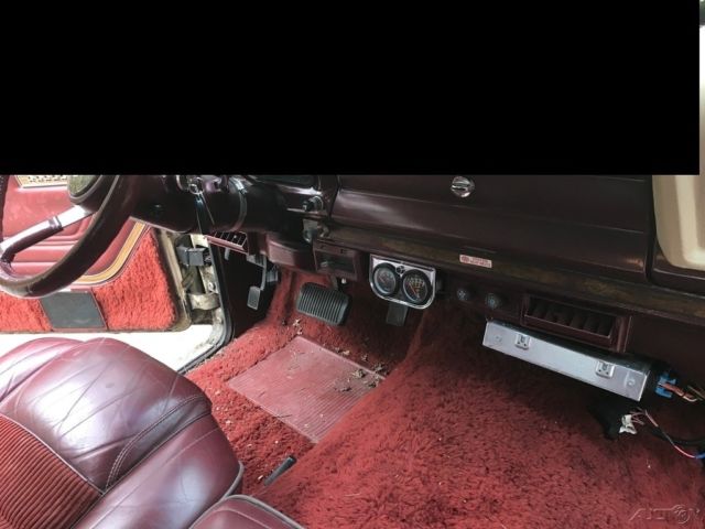 1984 Jeep Wagoneer - photo 9